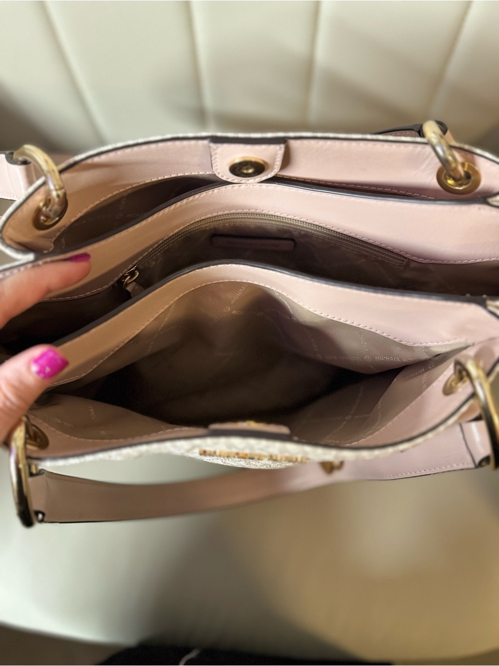 Michael Kors Pink and White Signature Shoulder Tote - Picture 5 of 6